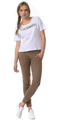 Outfit, trousers + printed T-shirt in 100% cotton in slounge-style